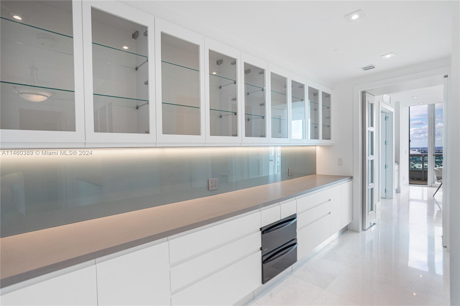 SANTA MARIA CONDO - Residential