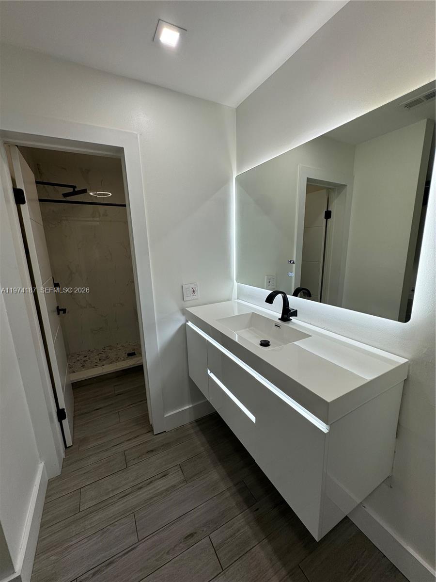 KARANDA VILLAGE V-A CONDO - Residential Lease