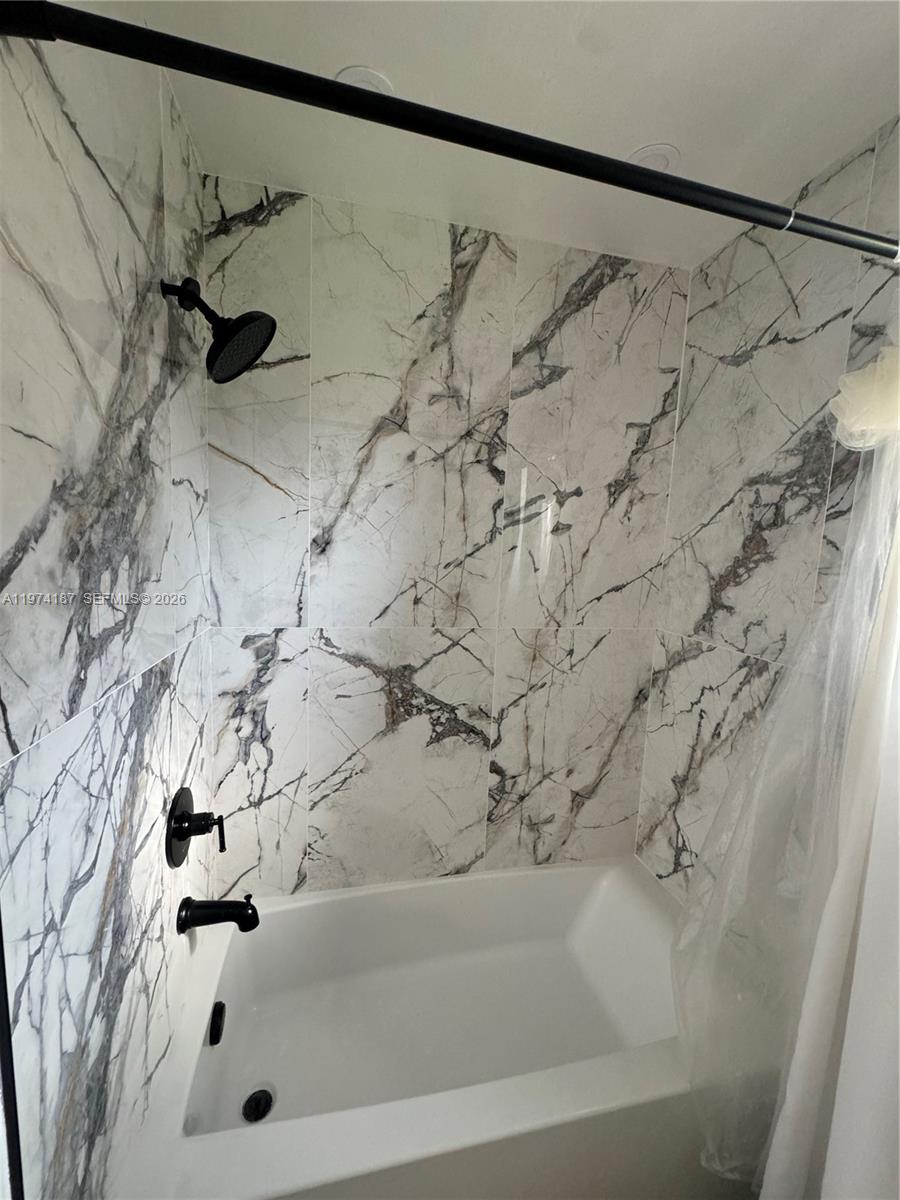 KARANDA VILLAGE V-A CONDO - Residential Lease