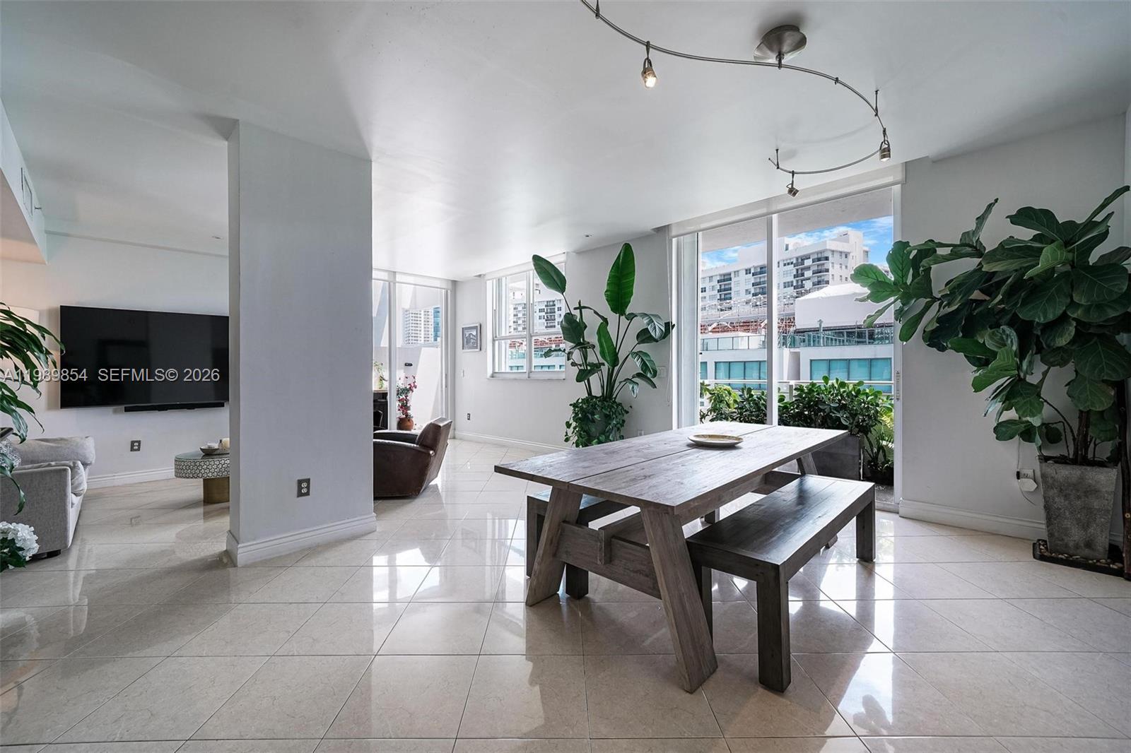 NAUTICA CONDO - Residential