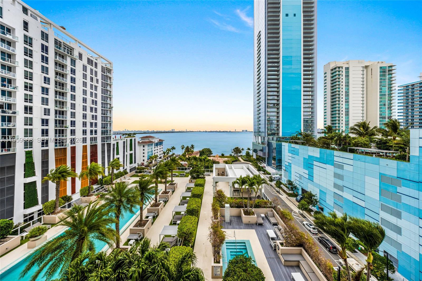 BAY HOUSE MIAMI CONDO - Residential