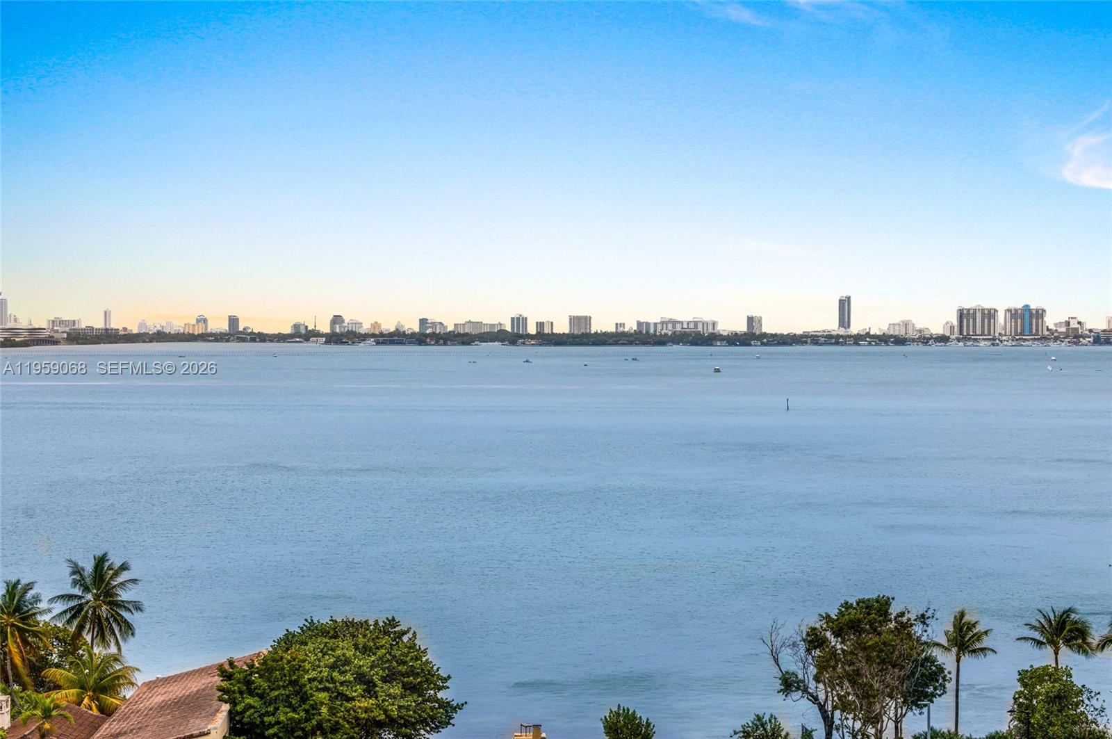 BAY HOUSE MIAMI CONDO - Residential