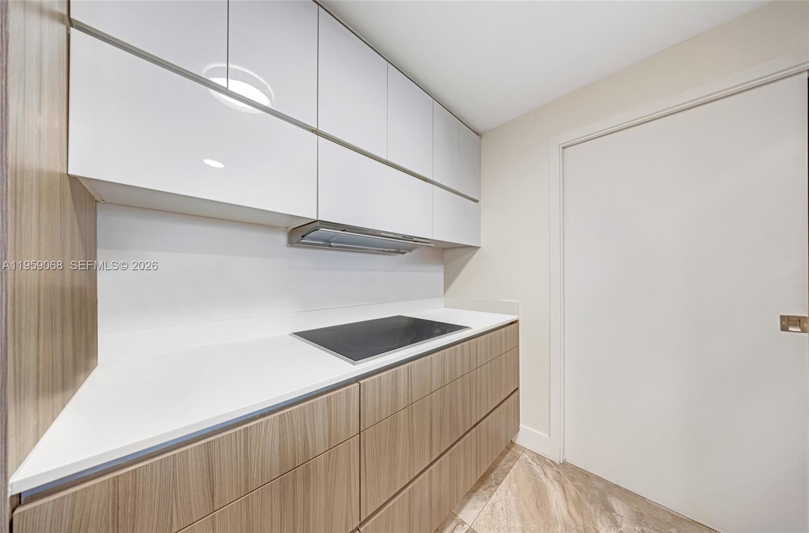 BAY HOUSE MIAMI CONDO - Residential