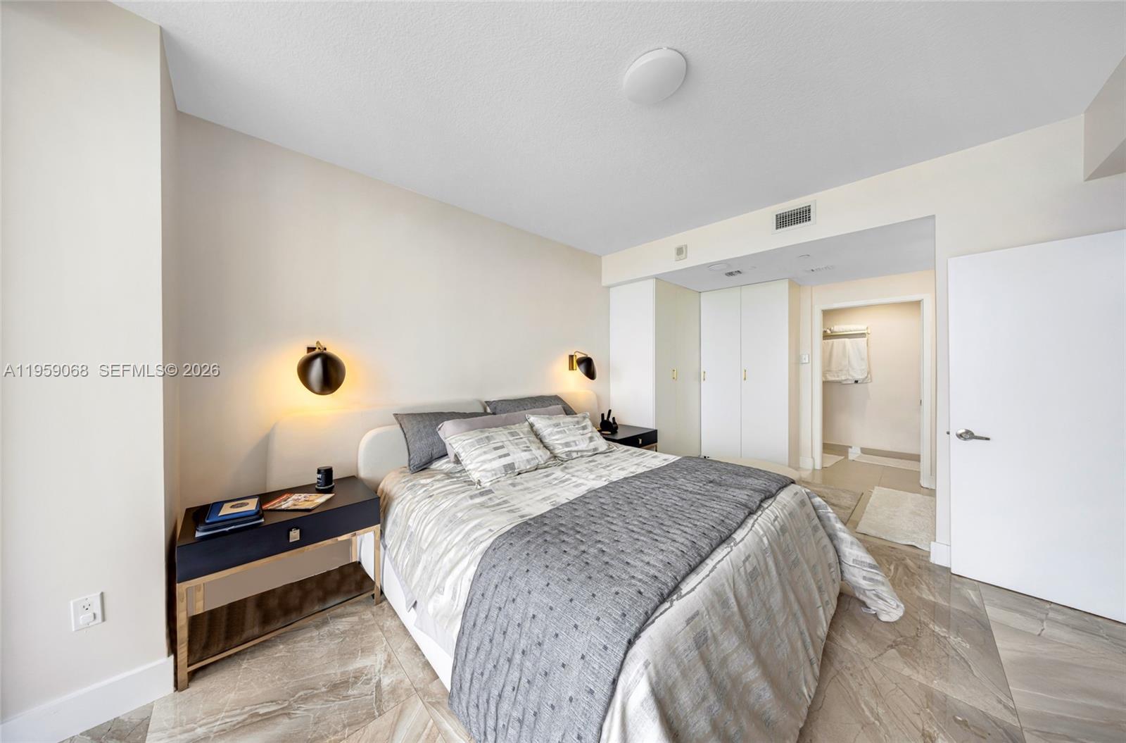 BAY HOUSE MIAMI CONDO - Residential