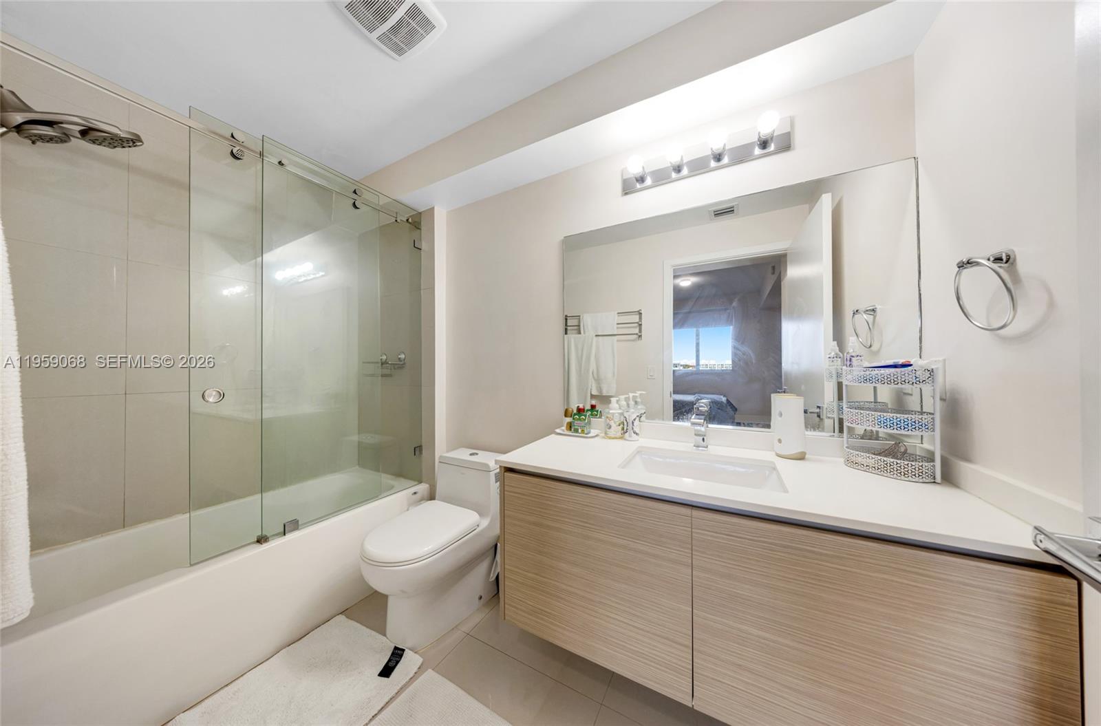 BAY HOUSE MIAMI CONDO - Residential