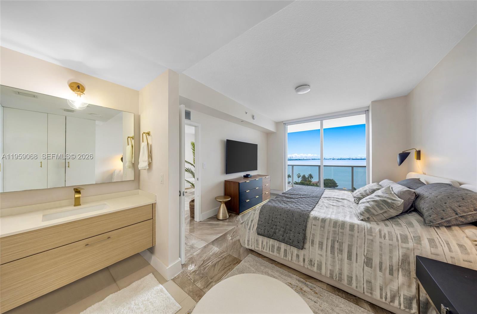 BAY HOUSE MIAMI CONDO - Residential