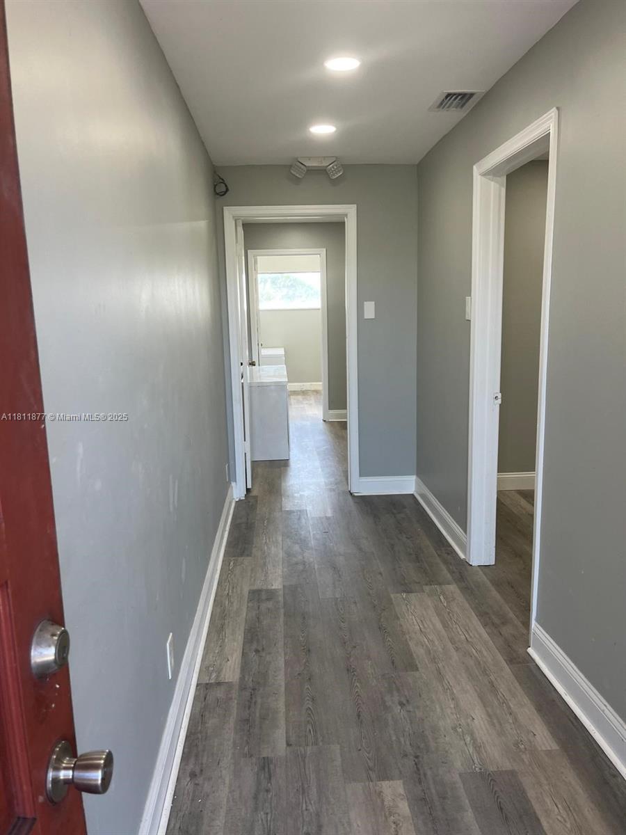 2331 N State Road 7 216