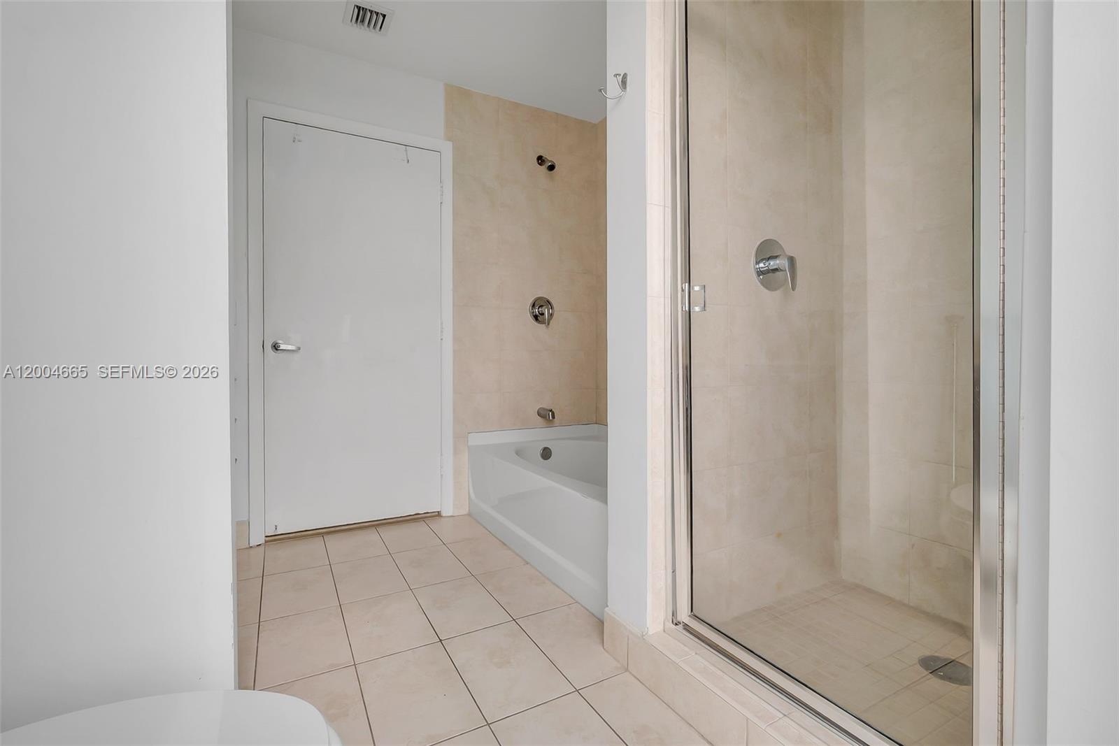 QUANTUM ON THE BAY CONDO - Residential