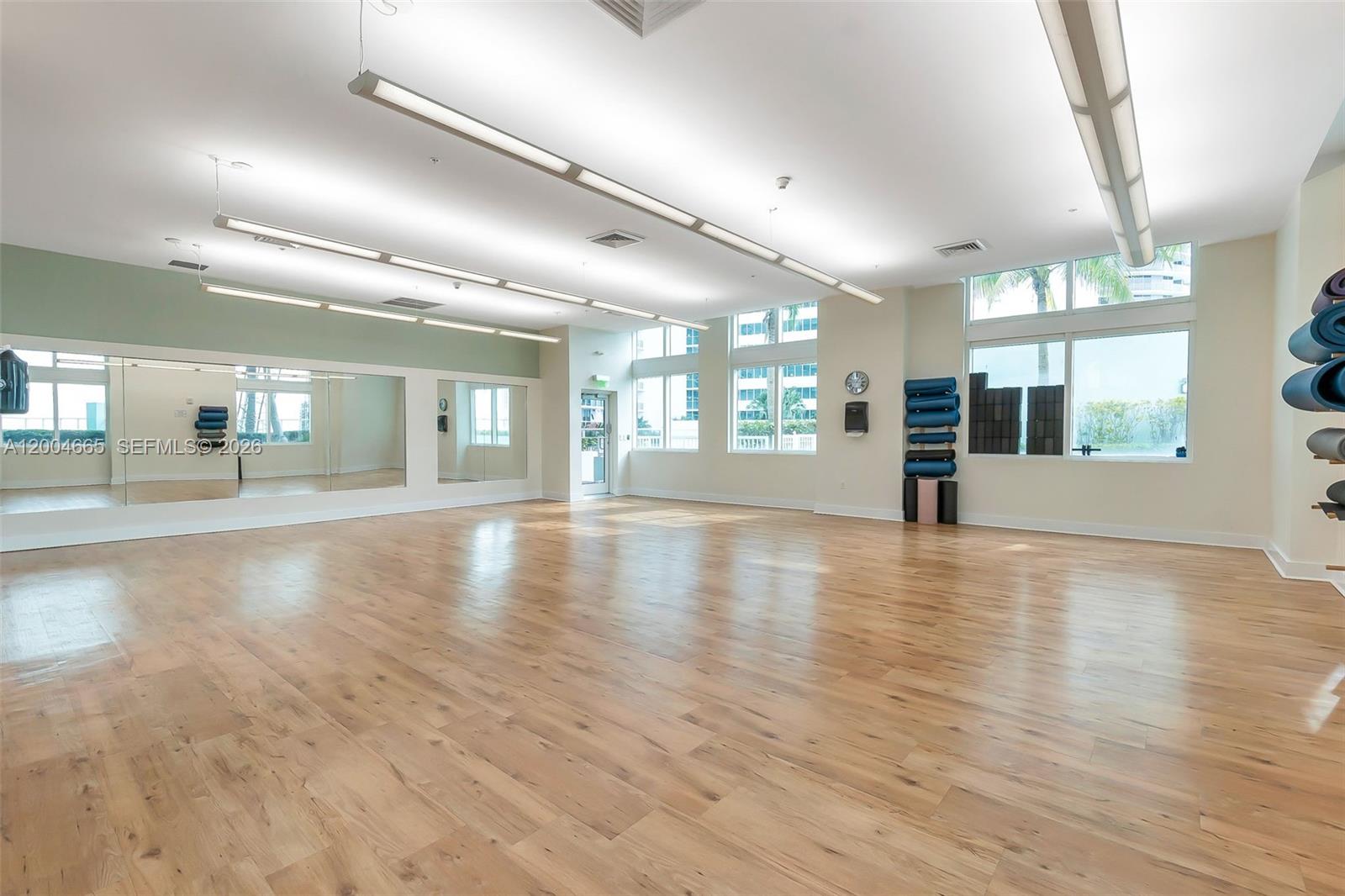 QUANTUM ON THE BAY CONDO - Residential