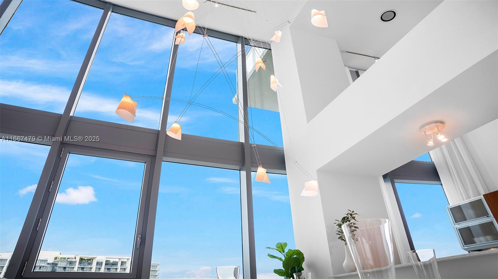 SETAI RESORT & RESIDENCES - Residential Lease