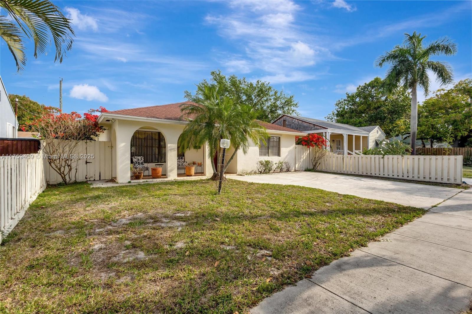 713 Highland Dr