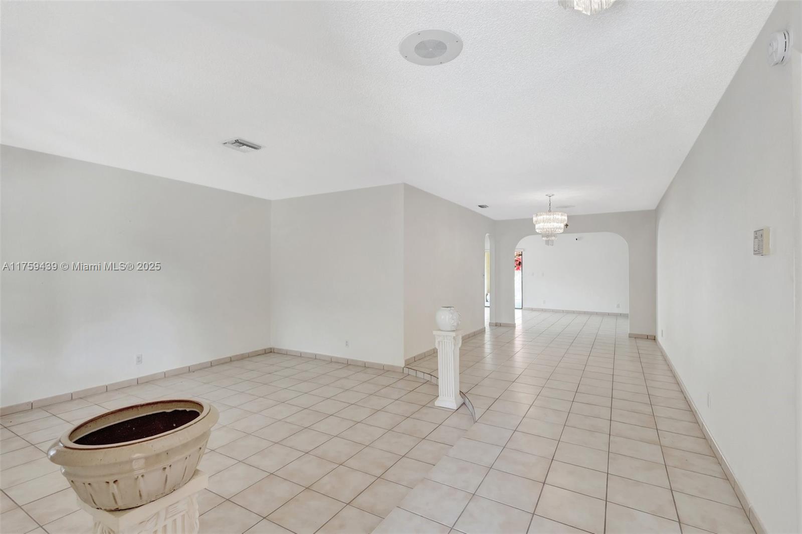 713 Highland Dr