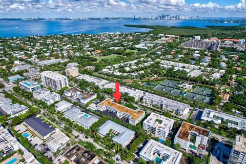 240 Galen Dr 207 Key Biscayne FL 33149