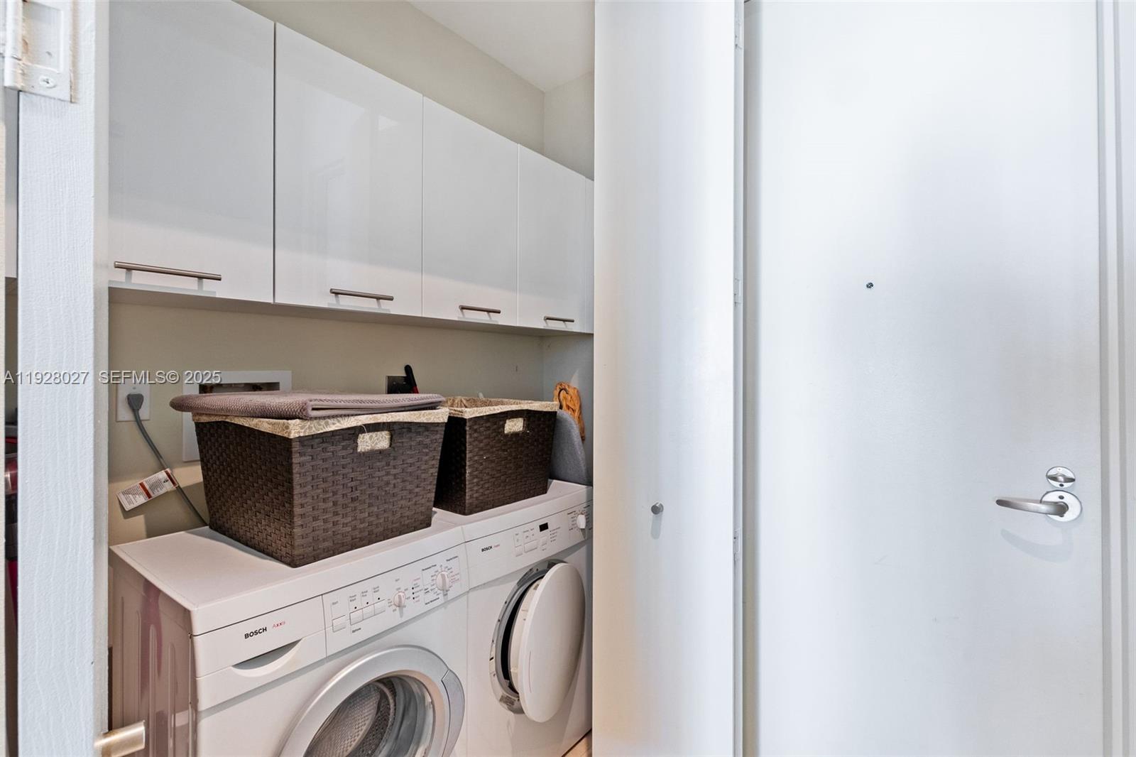 ASIA CONDO - Residential