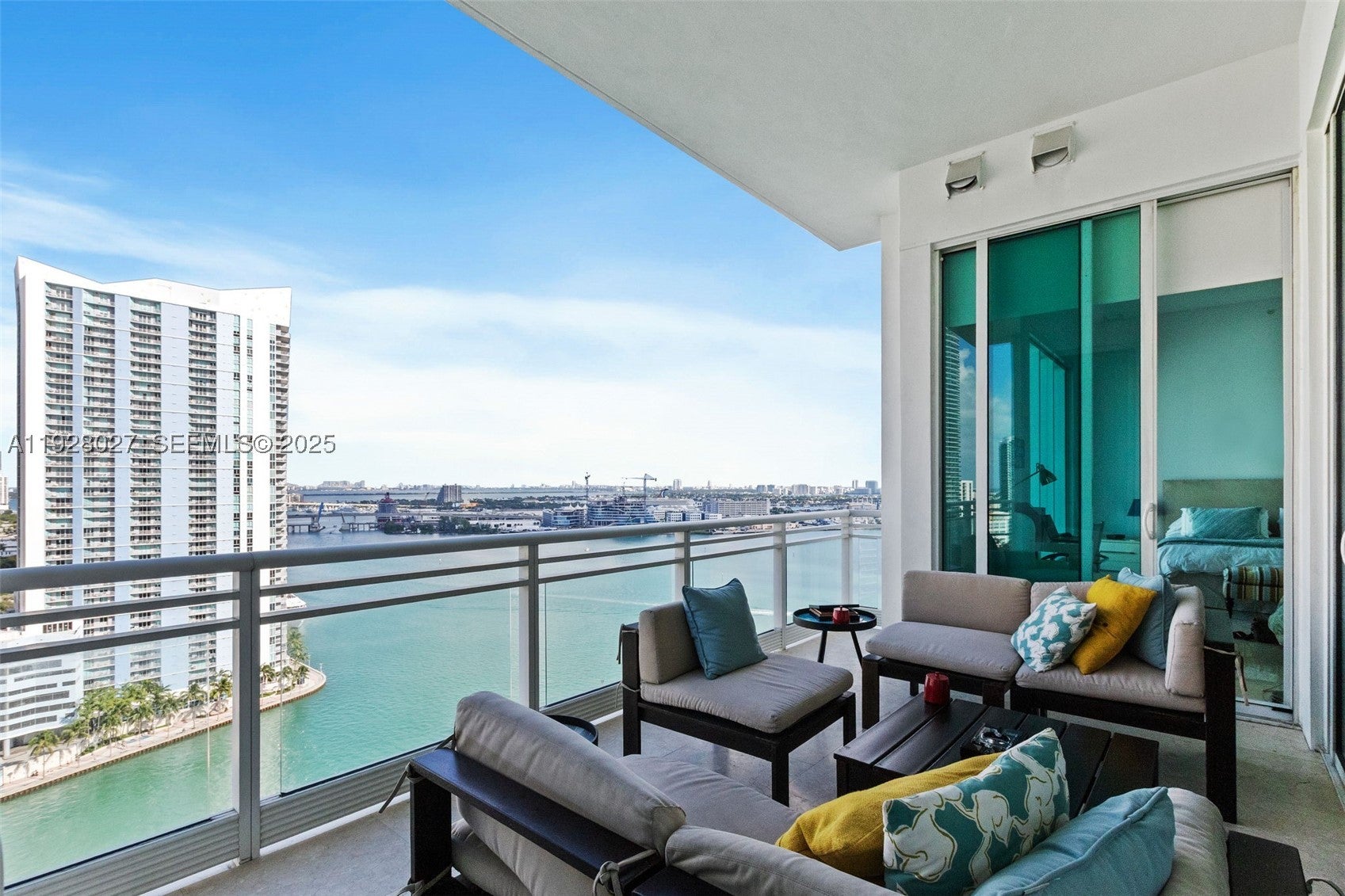 900 Brickell Key Blvd