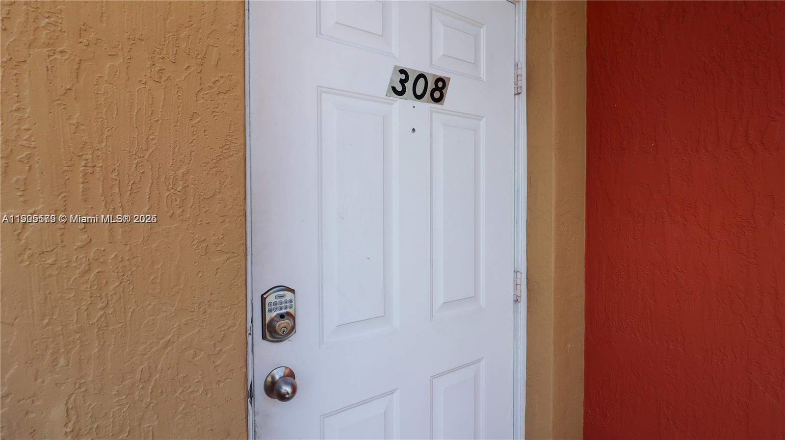 VISTA ALEGRE TOWNHOMES VI - Residential Lease