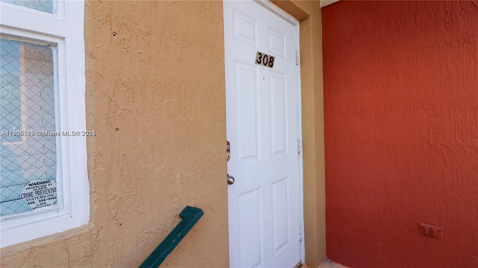 VISTA ALEGRE TOWNHOMES VI - Residential Lease