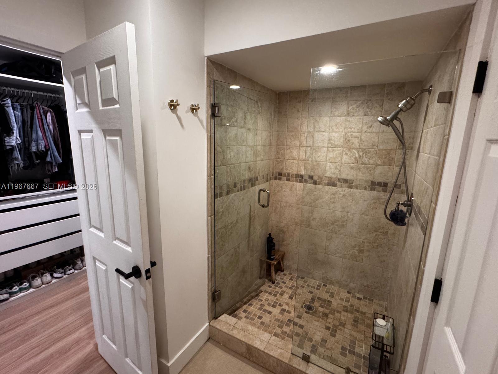 CALUSA POINT - Residential