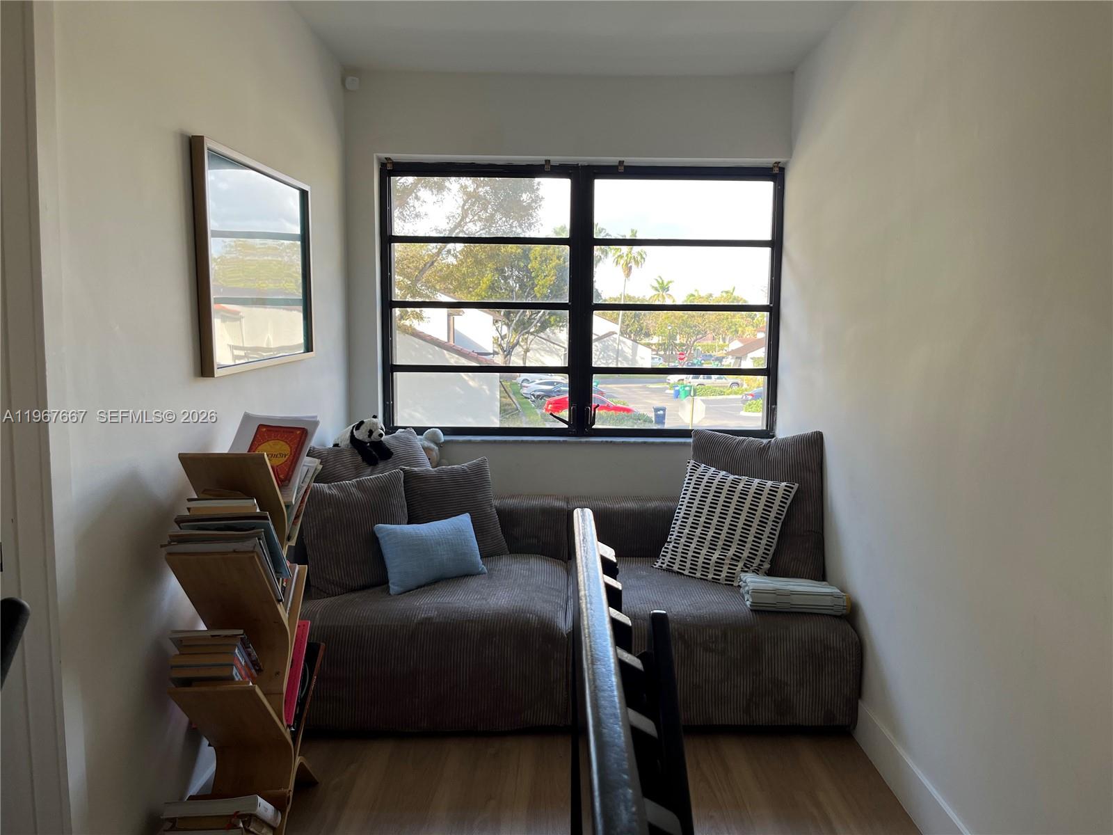 CALUSA POINT - Residential