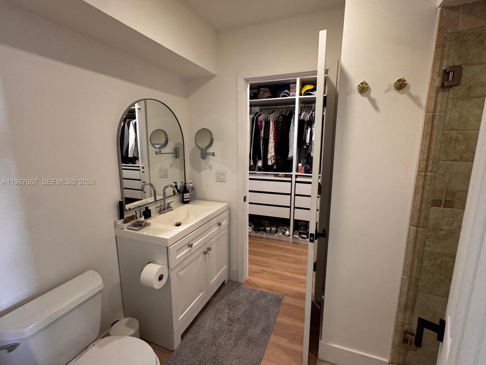 CALUSA POINT - Residential