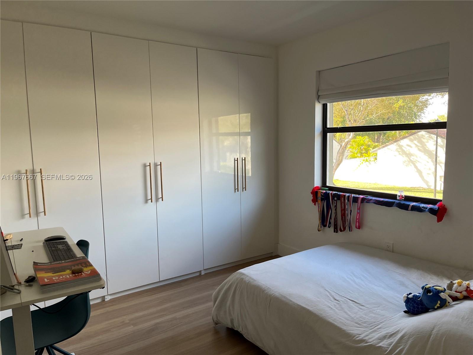 CALUSA POINT - Residential