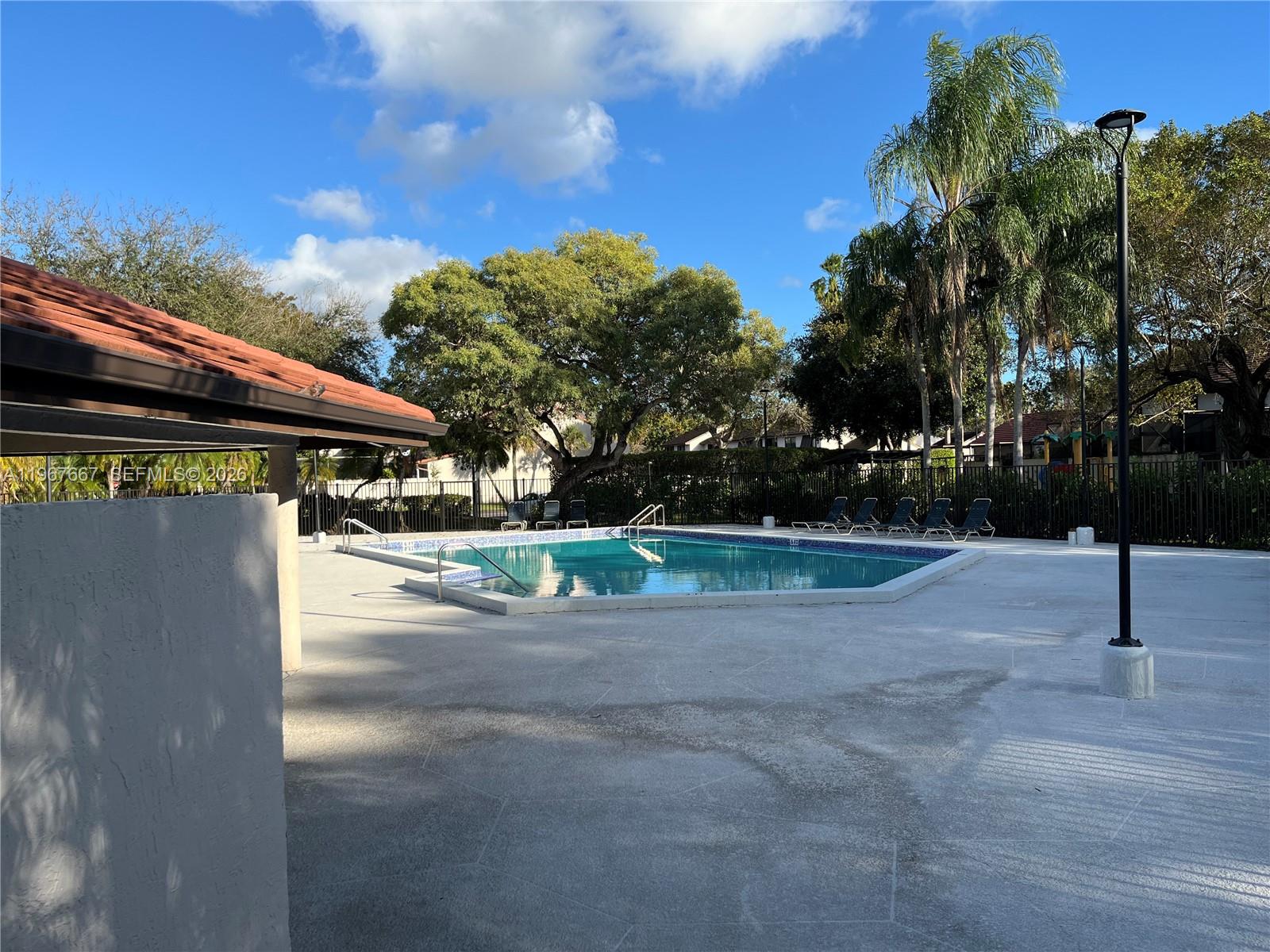 CALUSA POINT - Residential