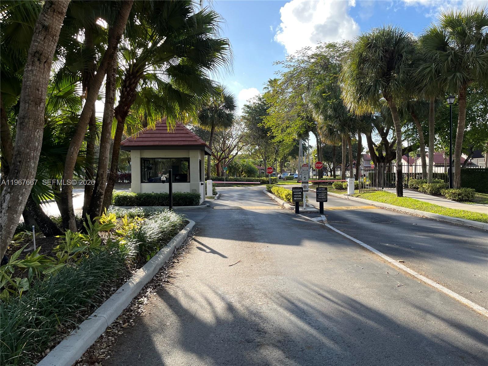 CALUSA POINT - Residential
