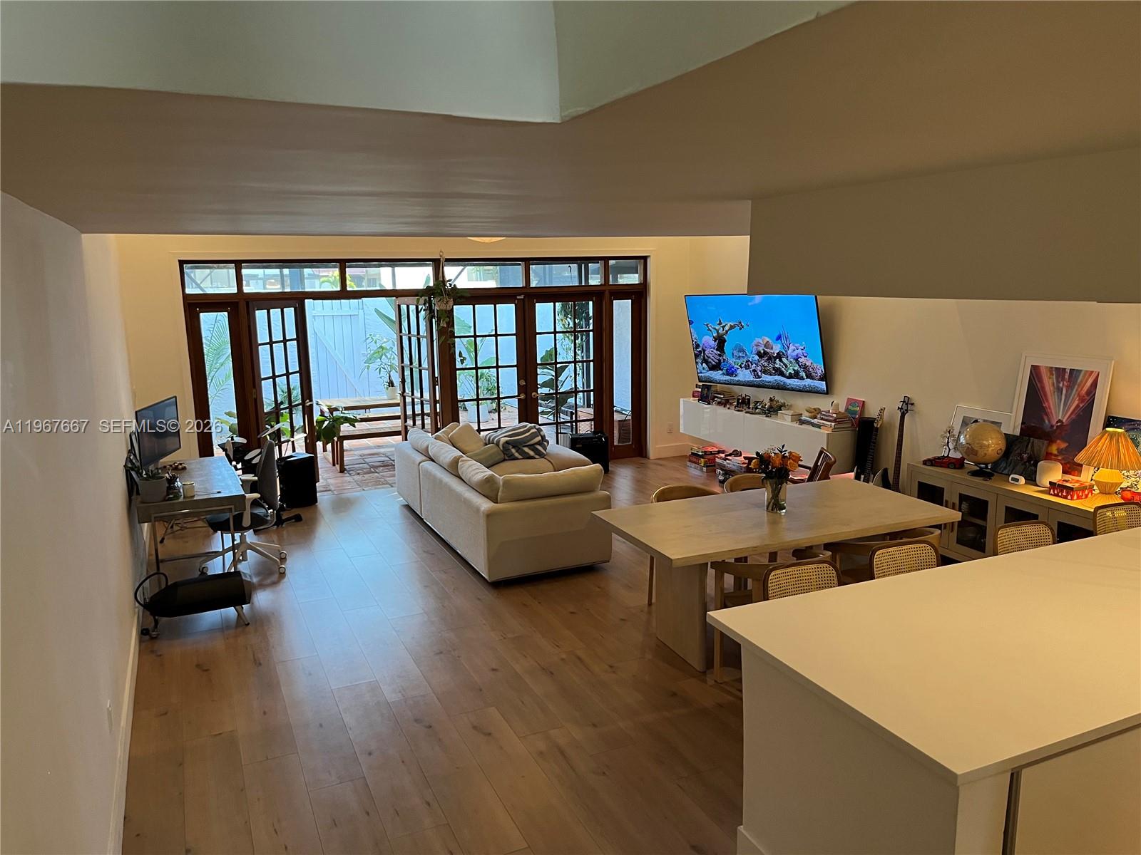 CALUSA POINT - Residential