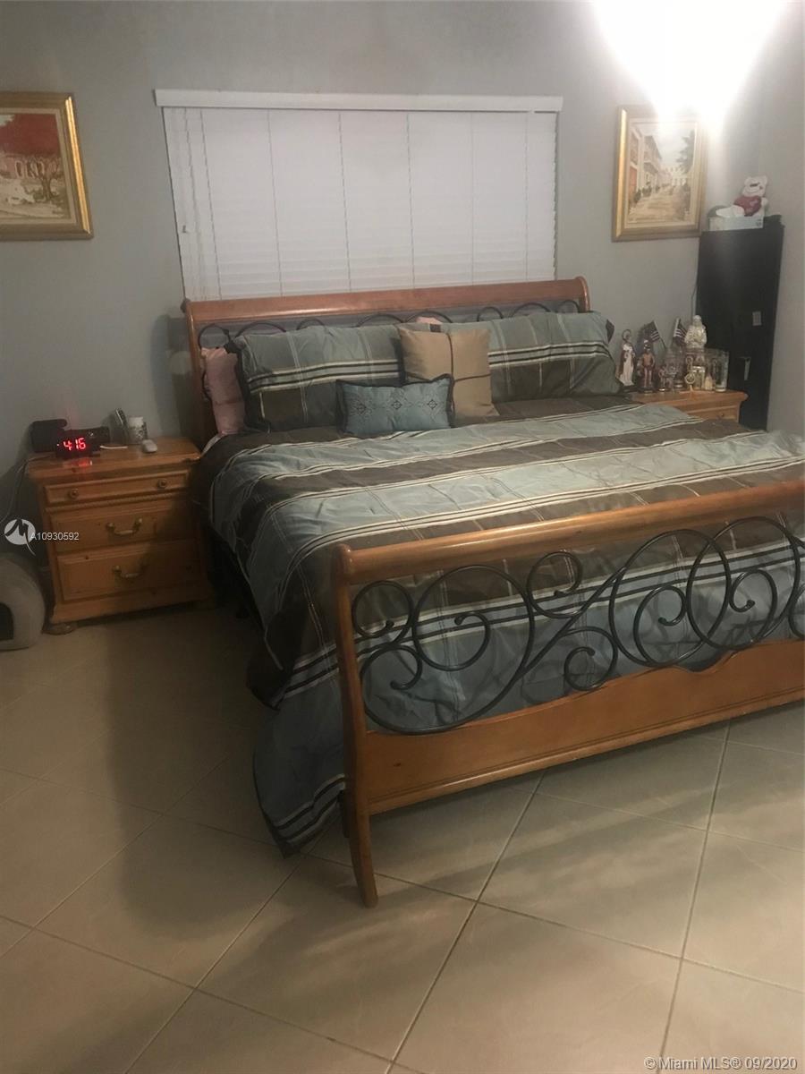 BIRD LAKES SOUTH SEC 2 - Residential