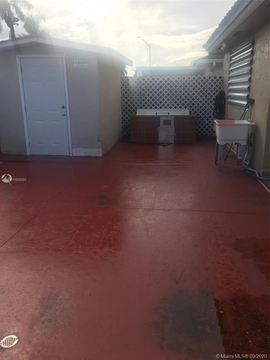 BIRD LAKES SOUTH SEC 2 - Residential