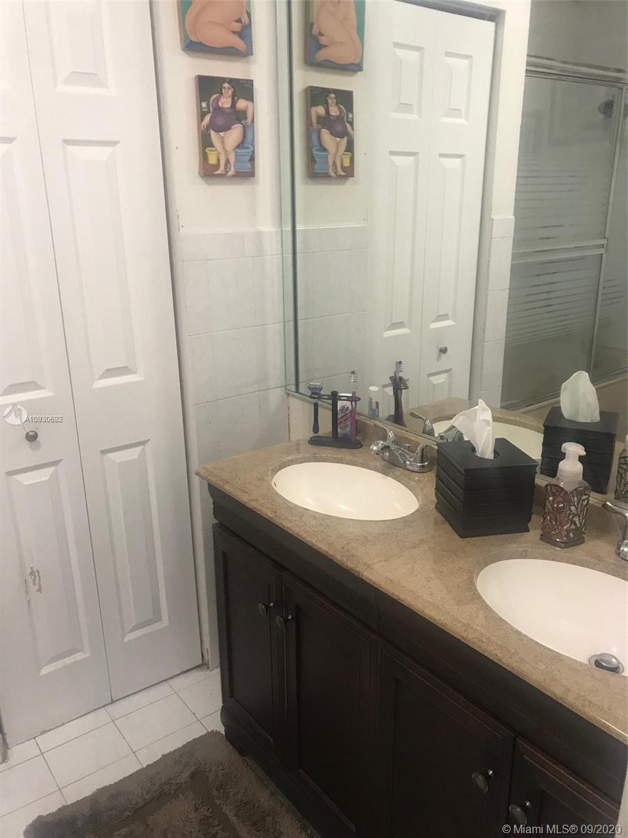 BIRD LAKES SOUTH SEC 2 - Residential