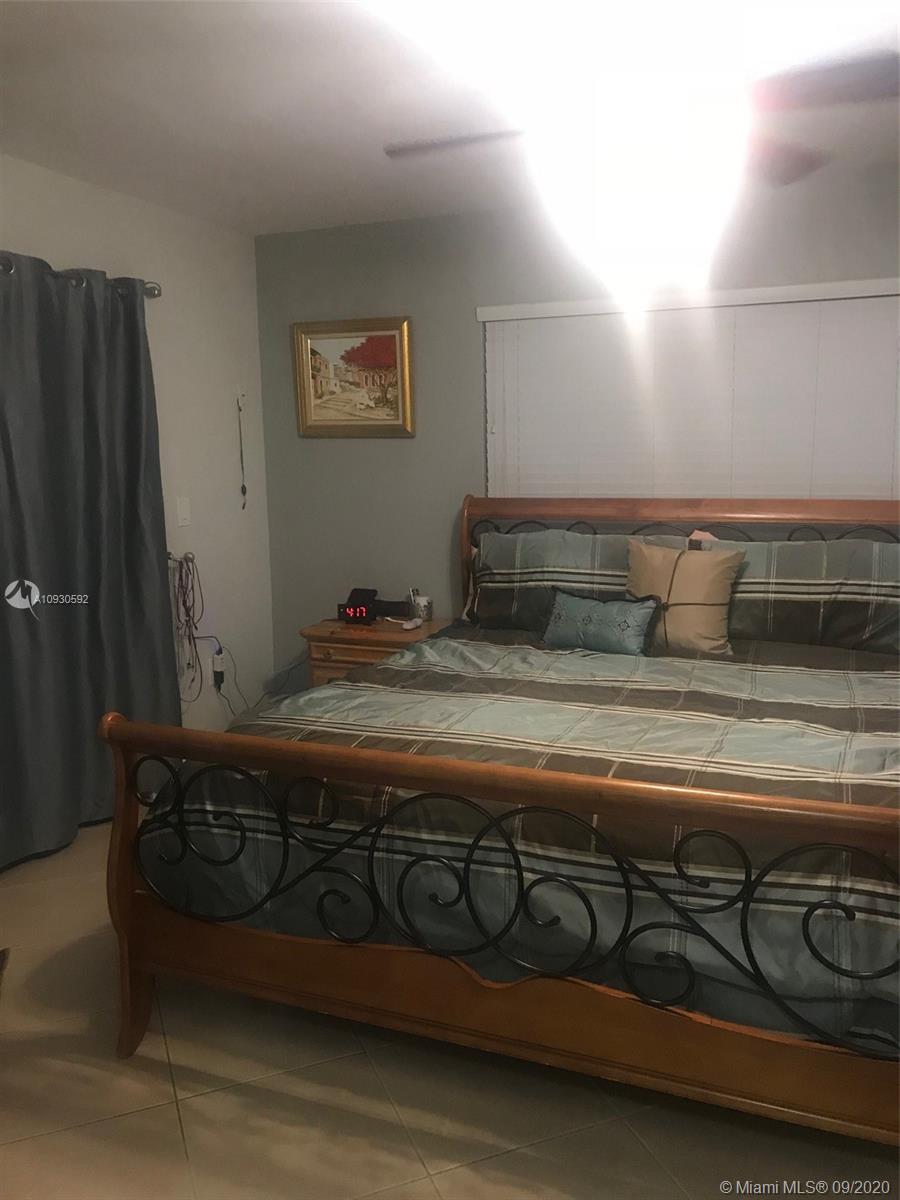 BIRD LAKES SOUTH SEC 2 - Residential