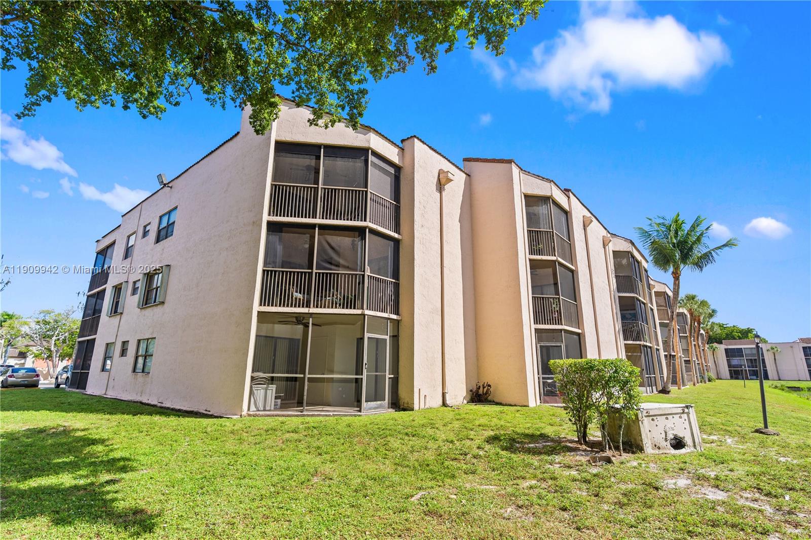 MIRAMAR CLUB CONDOMINIUM - Residential