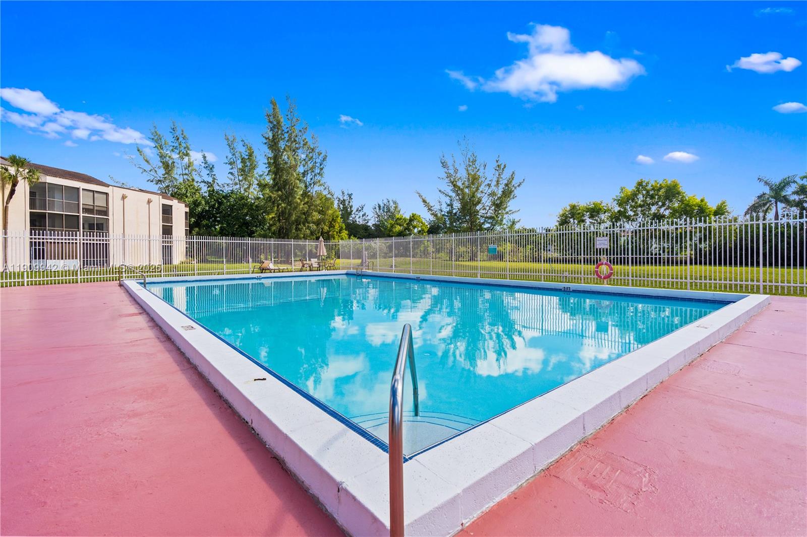 MIRAMAR CLUB CONDOMINIUM - Residential