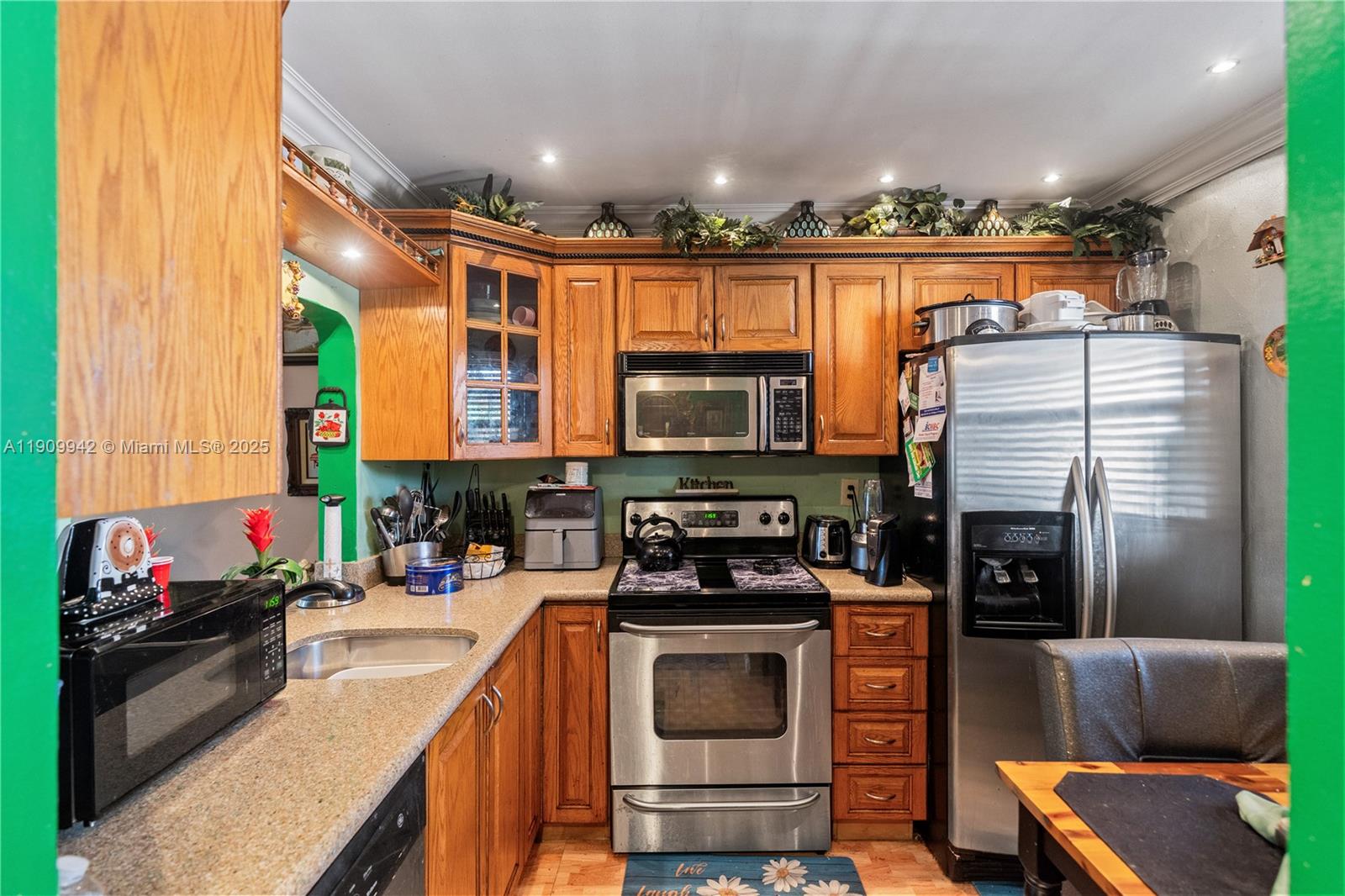 MIRAMAR CLUB CONDOMINIUM - Residential