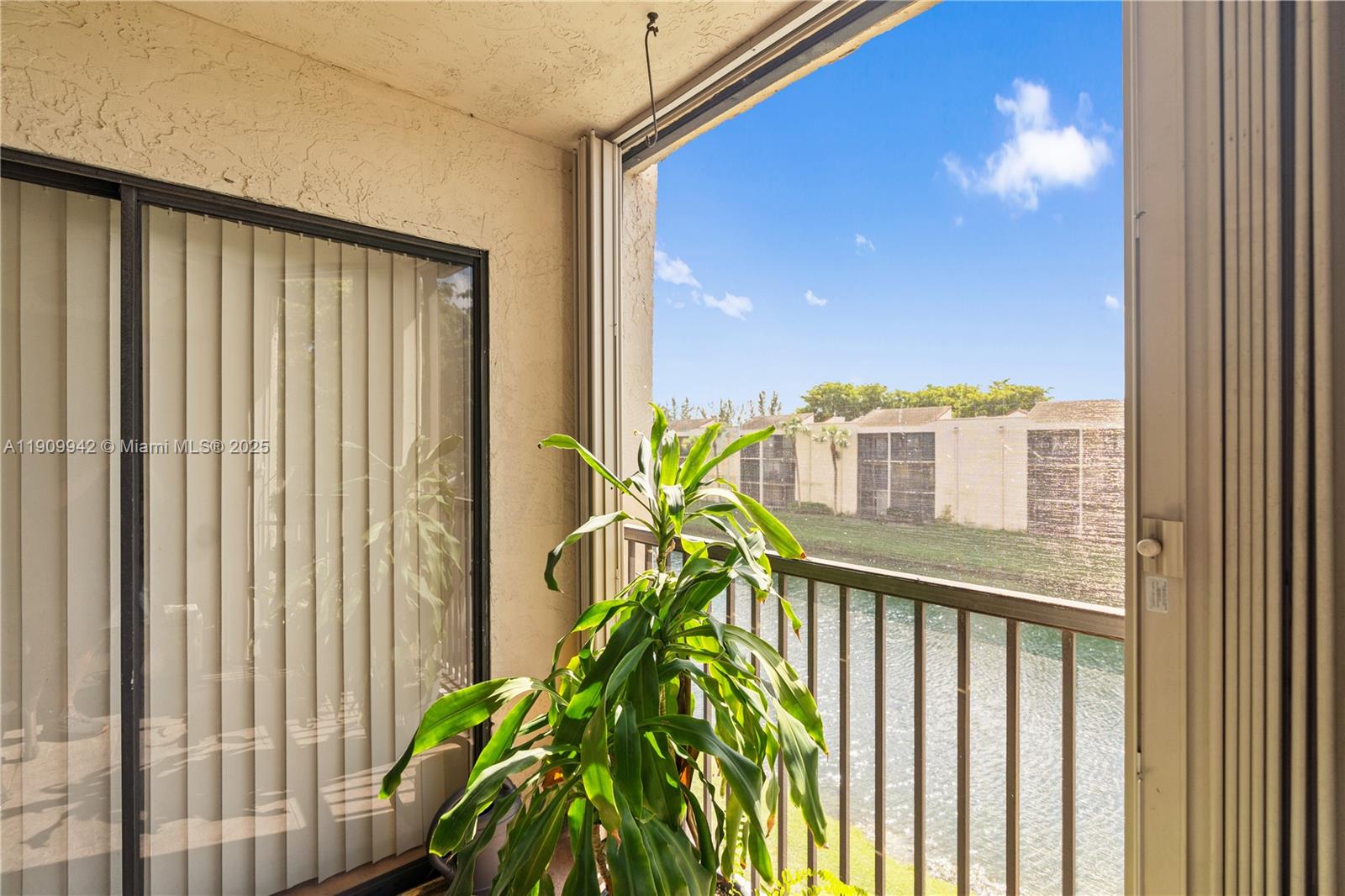 MIRAMAR CLUB CONDOMINIUM - Residential