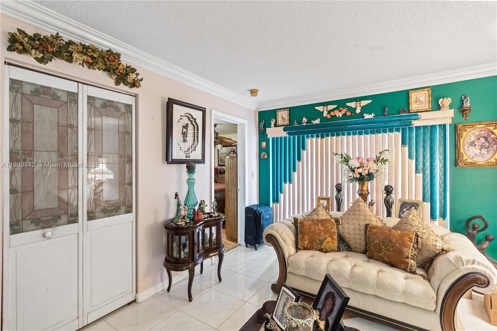 MIRAMAR CLUB CONDOMINIUM - Residential