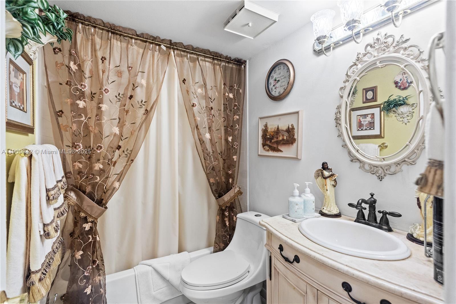 MIRAMAR CLUB CONDOMINIUM - Residential