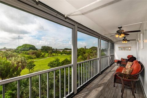 4800 Hillcrest Ln 501 Hollywood FL 33021