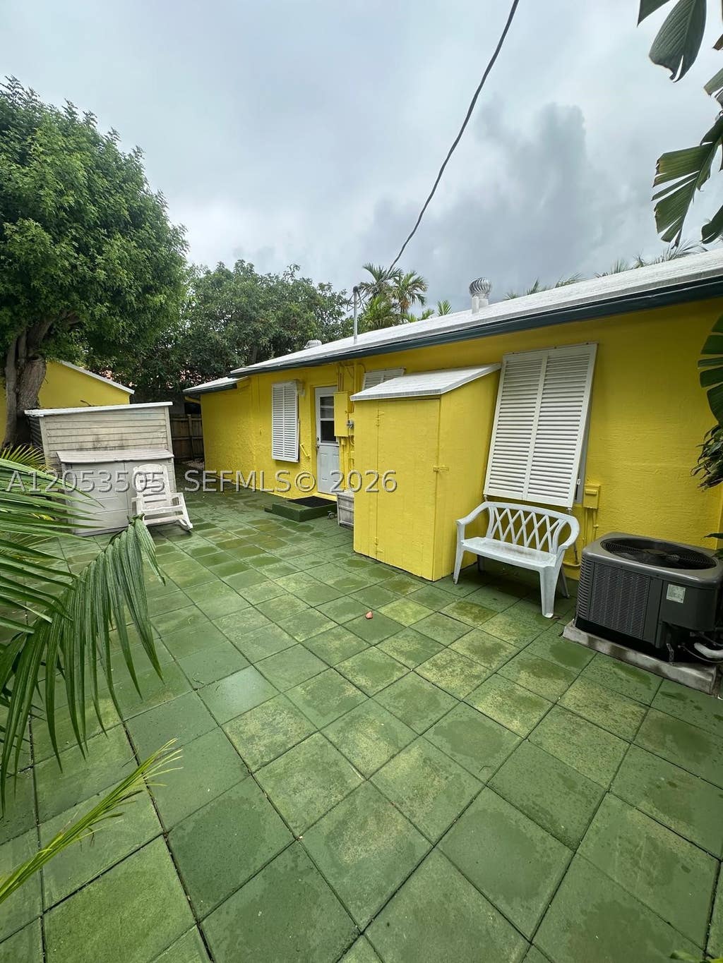 Photo of 2 Kenmore Ln, Boynton Beach, FL 33435 (MLS # A12053505)
