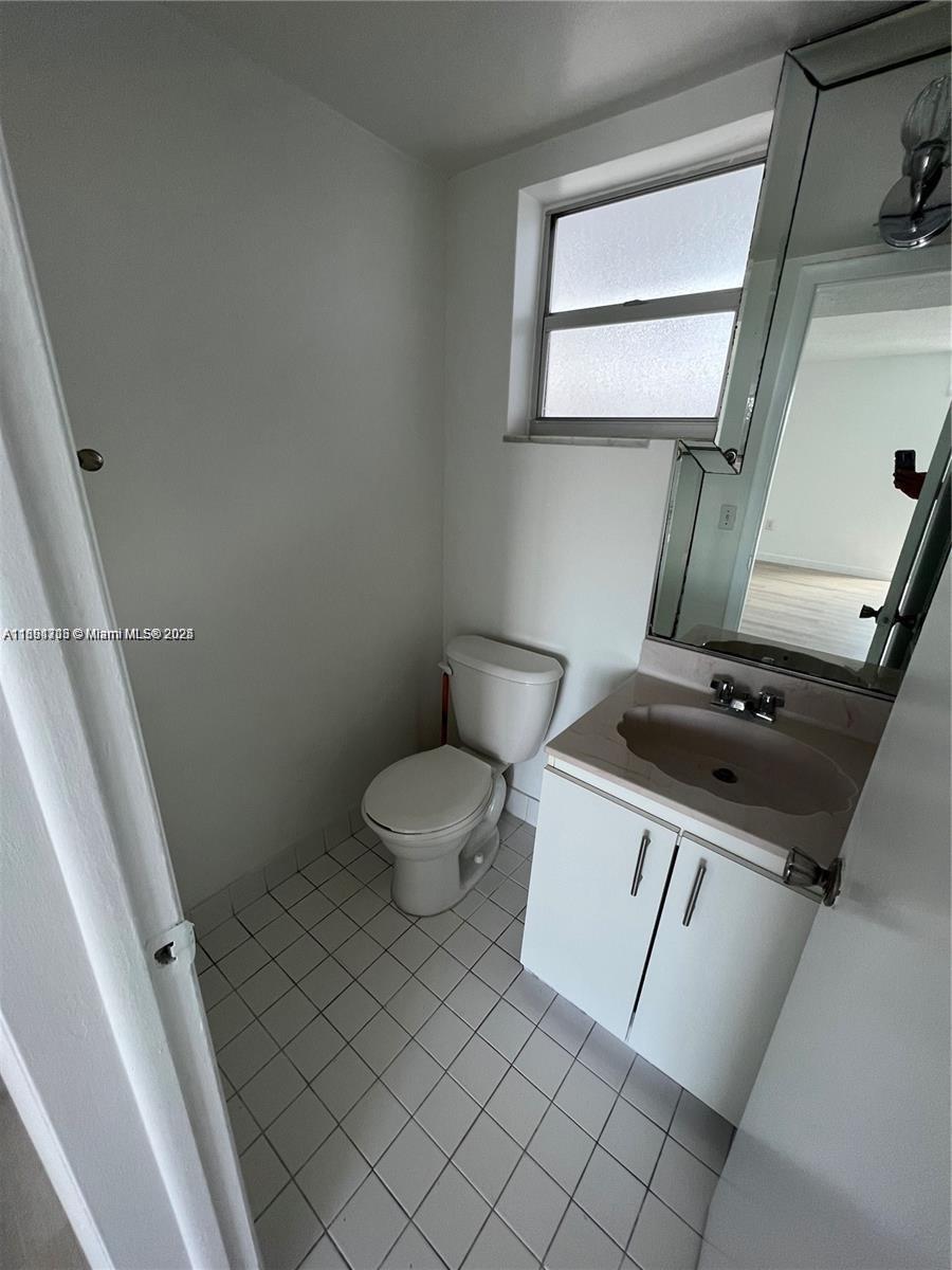 ISLE OF NORMANDY CONDO - Residential Lease
