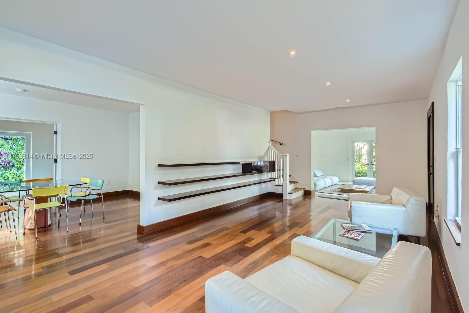 LA GORCE GOLF SUB - Residential