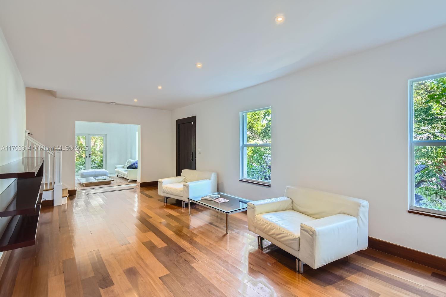 LA GORCE GOLF SUB - Residential