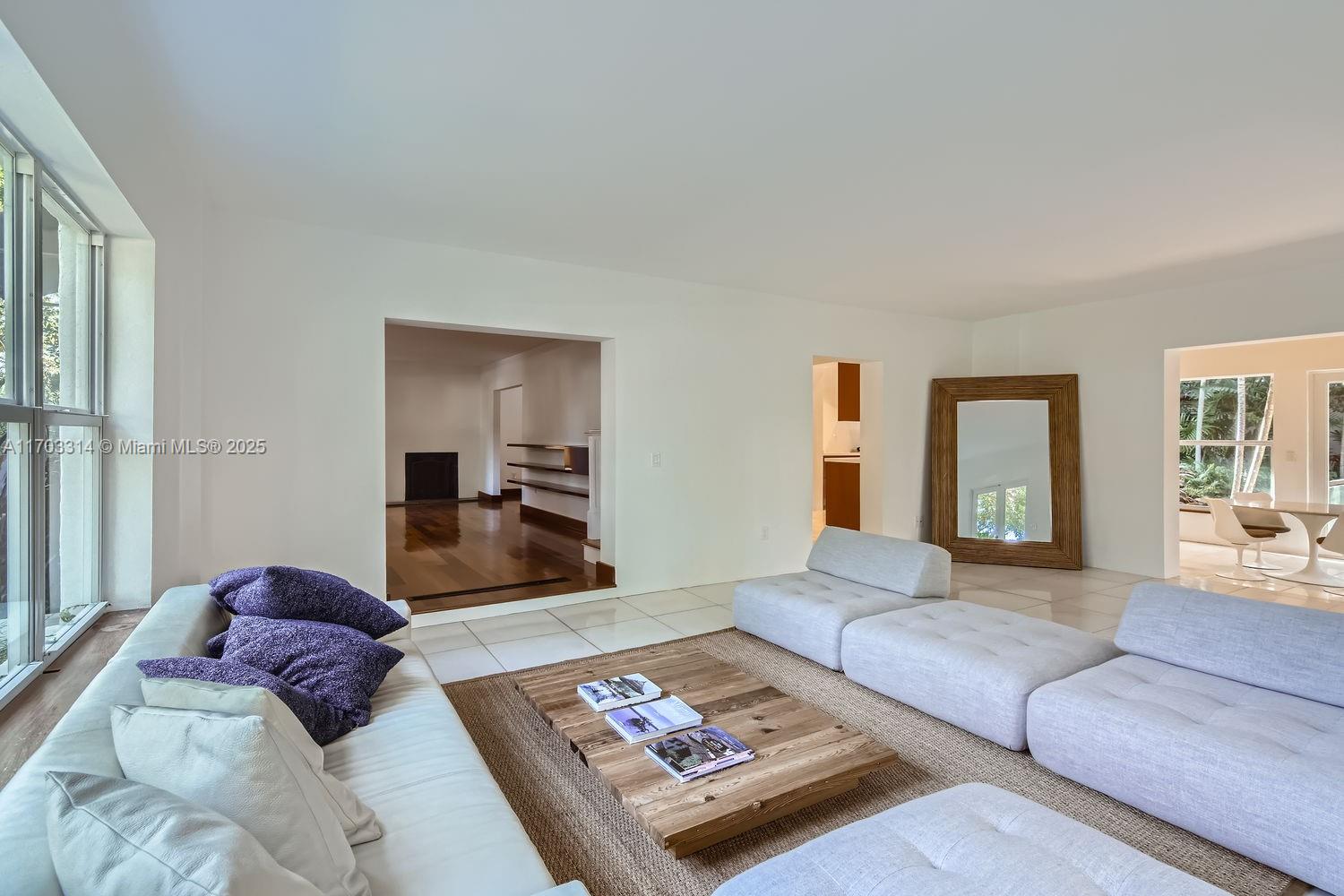 LA GORCE GOLF SUB - Residential