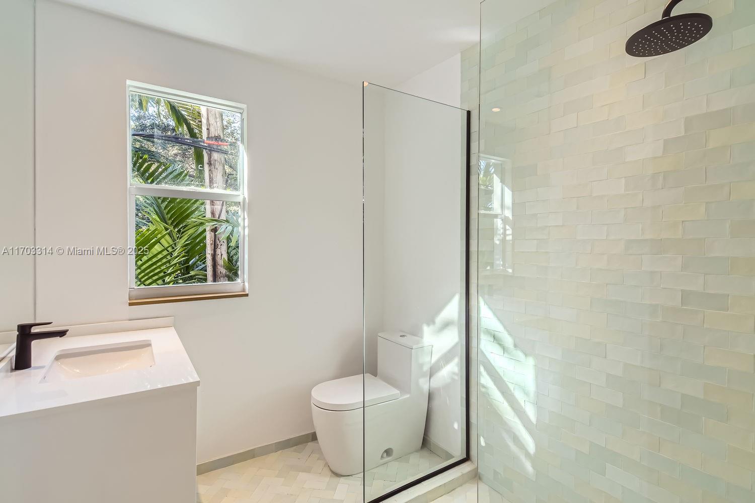 LA GORCE GOLF SUB - Residential