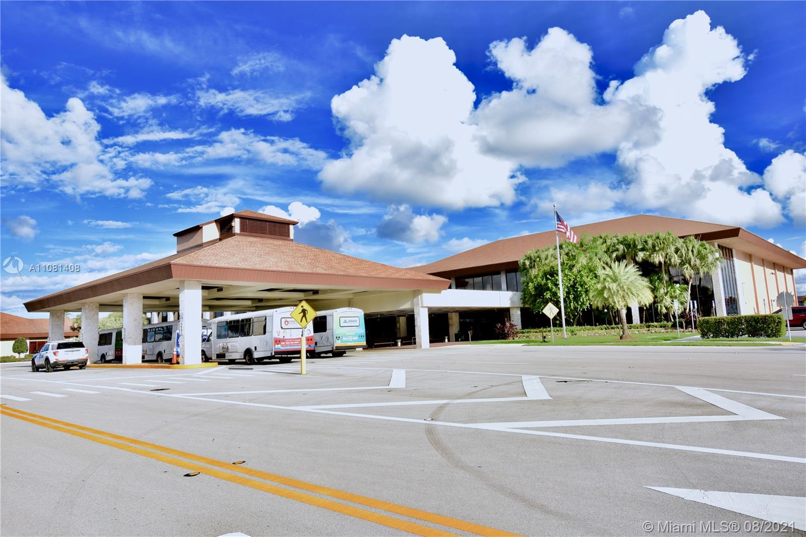 SUFFOLK AT CENTURY VILLAG - Residential