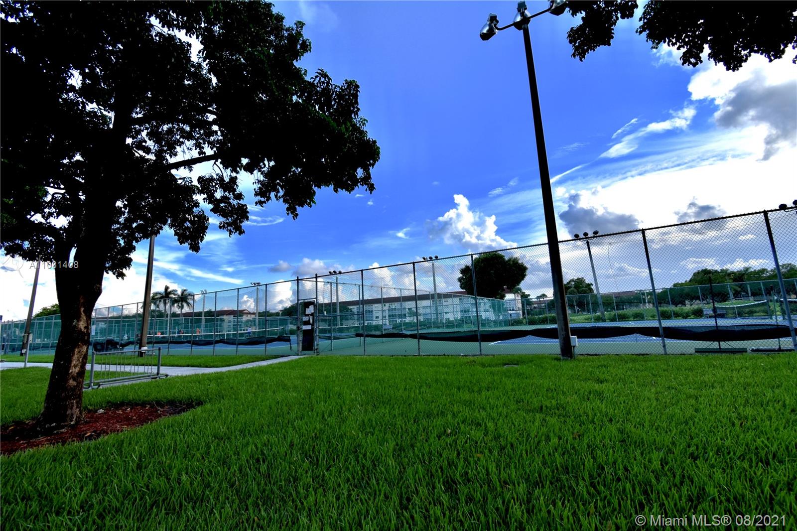 SUFFOLK AT CENTURY VILLAG - Residential