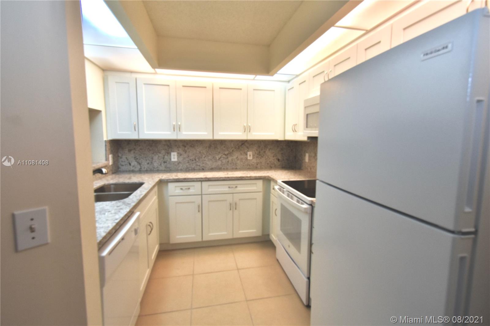 SUFFOLK AT CENTURY VILLAG - Residential