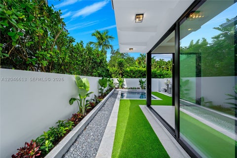 Tiny photo for 2710 S Le Jeune Rd, Coral Gables, FL 33134 (MLS # A12046613)