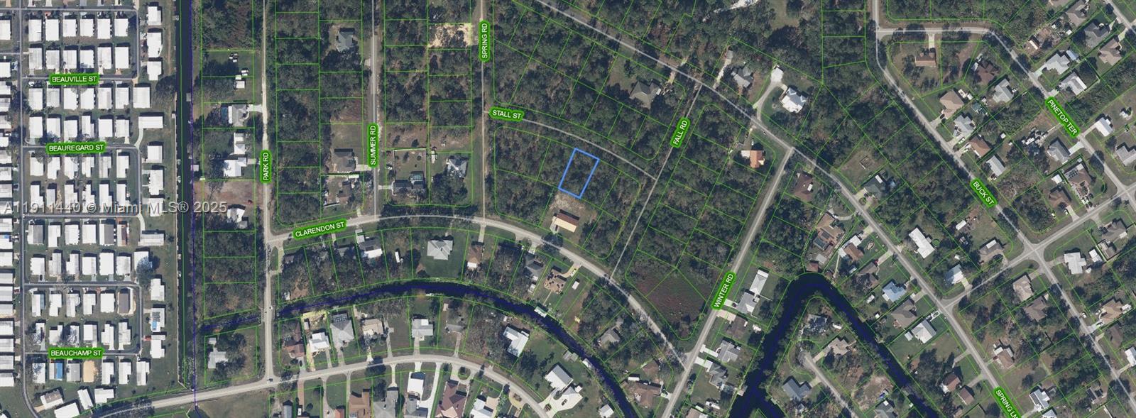 VACATION ESTATES - Land